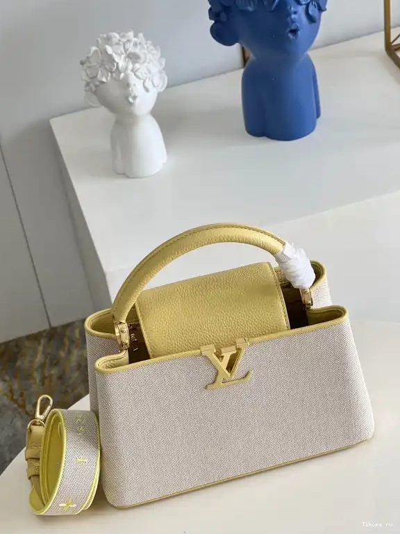 Cheap LOUIS MM CAPUCINES VUITTON 0517